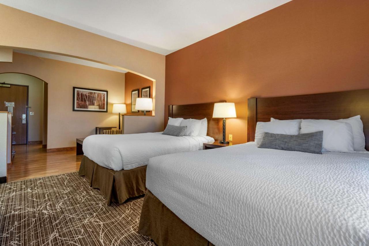 Best Western Plus Chelsea Hotel Monticello Экстерьер фото