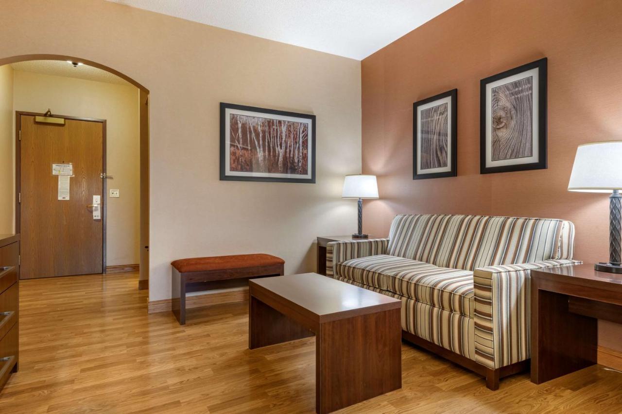Best Western Plus Chelsea Hotel Monticello Экстерьер фото