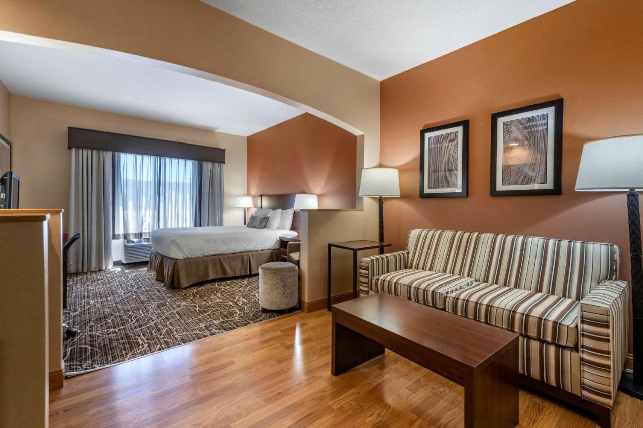 Best Western Plus Chelsea Hotel Monticello Экстерьер фото