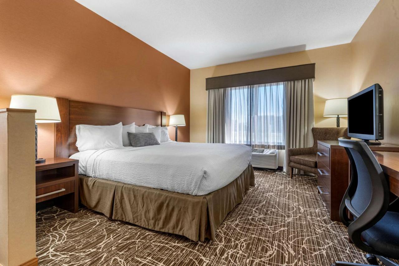 Best Western Plus Chelsea Hotel Monticello Экстерьер фото