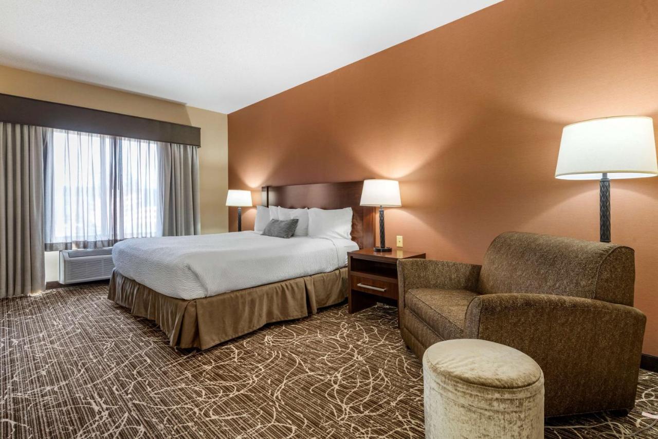 Best Western Plus Chelsea Hotel Monticello Экстерьер фото