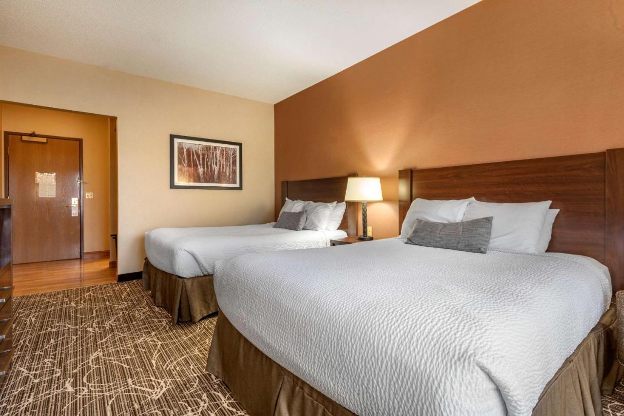 Best Western Plus Chelsea Hotel Monticello Экстерьер фото