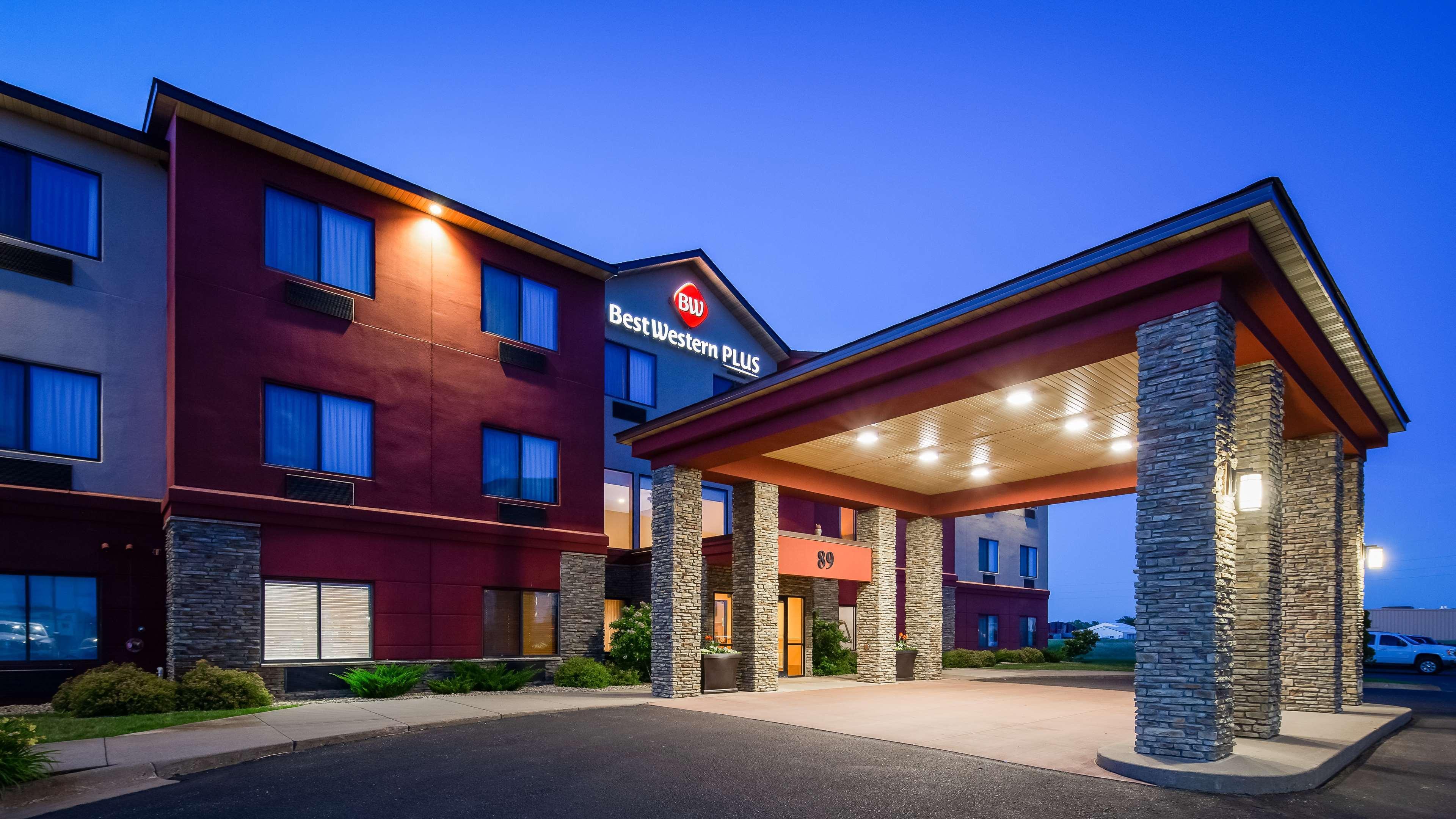 Best Western Plus Chelsea Hotel Monticello Экстерьер фото
