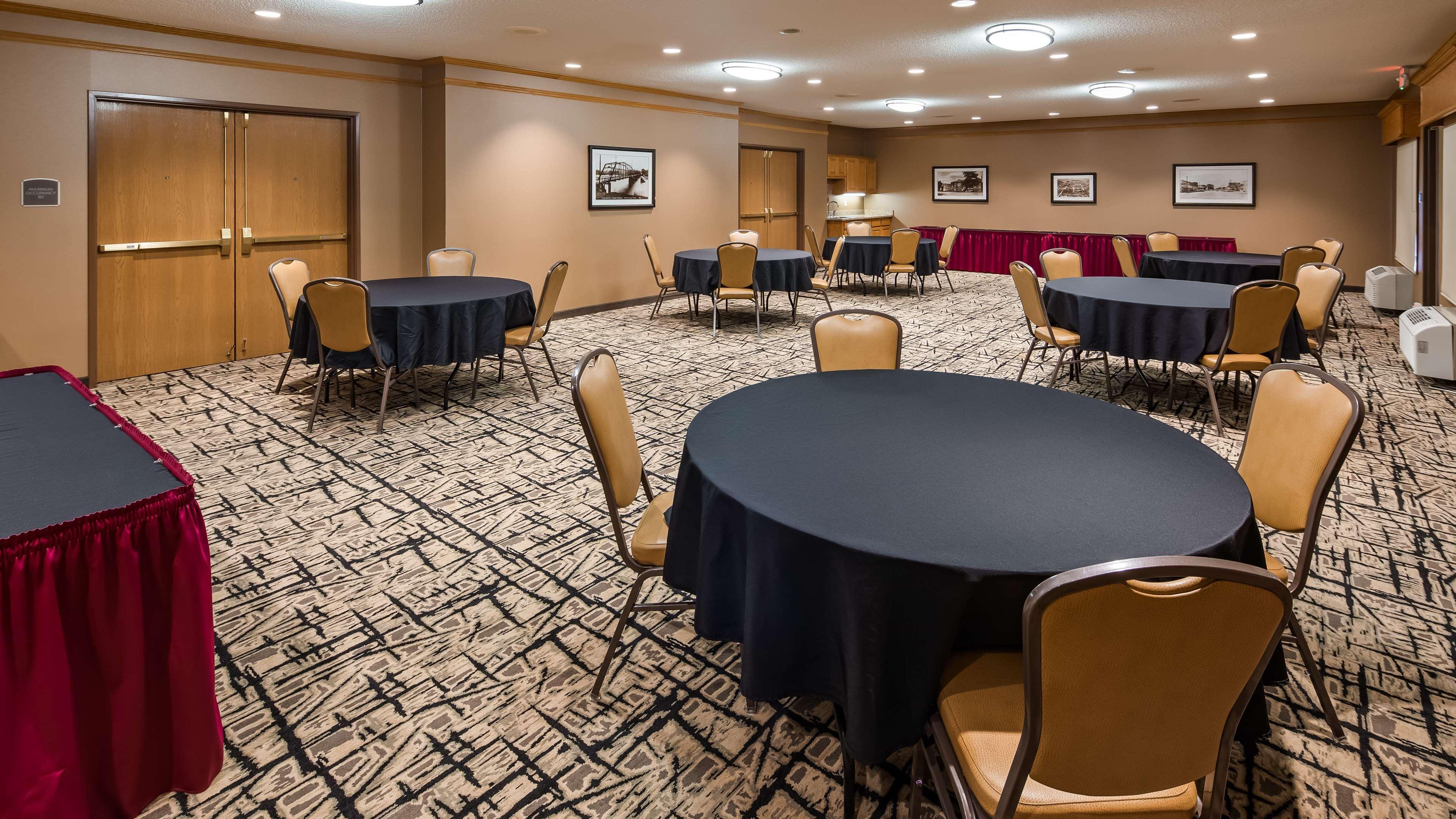 Best Western Plus Chelsea Hotel Monticello Экстерьер фото