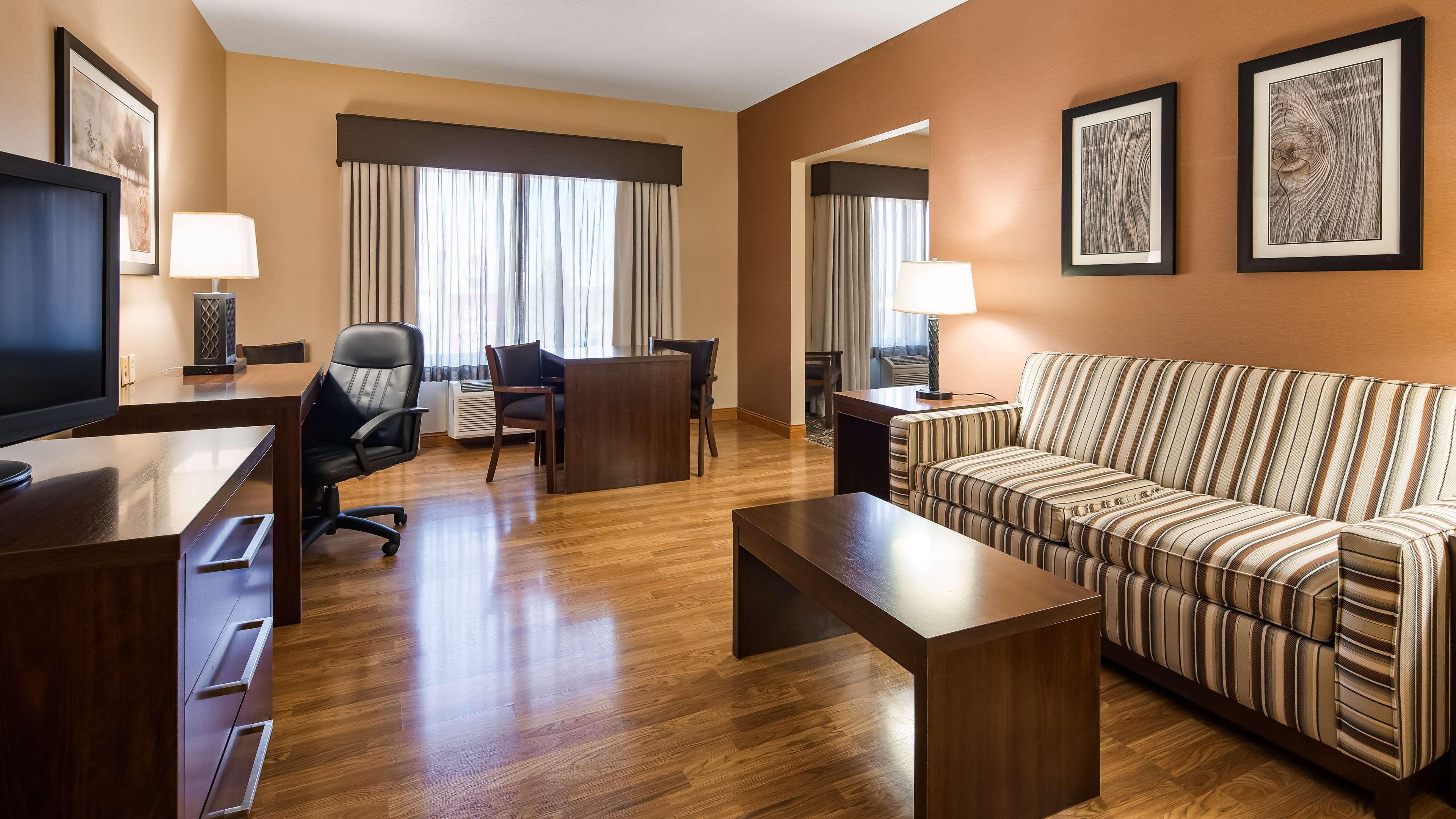 Best Western Plus Chelsea Hotel Monticello Экстерьер фото
